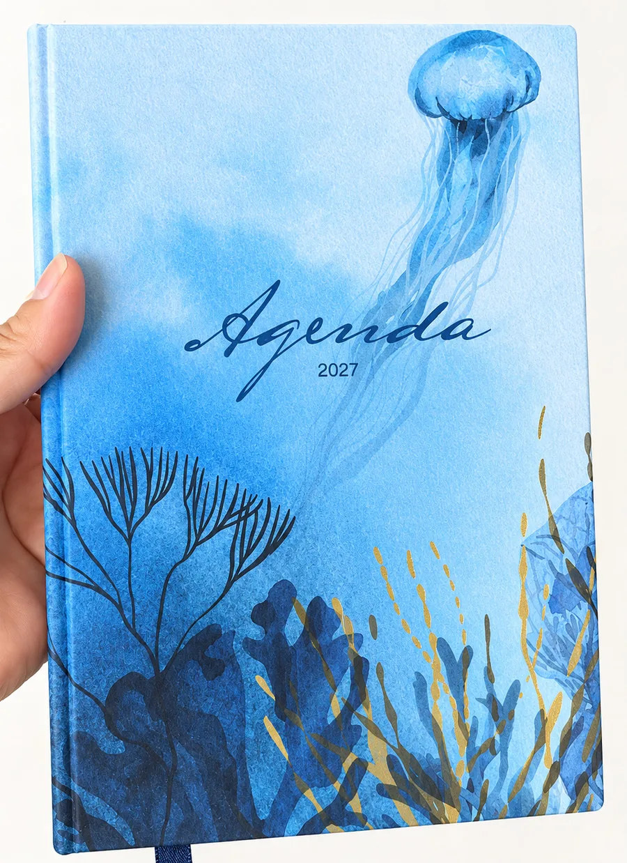 Agenda 2027 con ilustración de medusa en acuarela azul